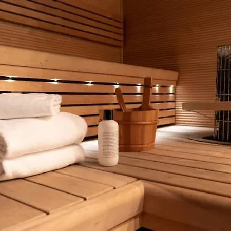 דירה Spacious And With Private Sauna הלסינקי